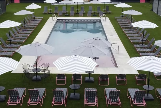 Pool Passes at Daydreamer